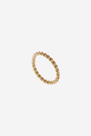 Minimalist-Twisted-Ring-Gold