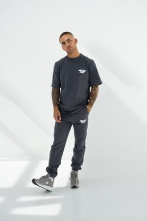 Jogger-_-Mercury.-(1)