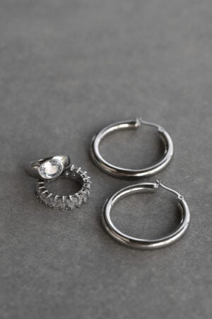 Bold-Hoops-Medium-Silver-2