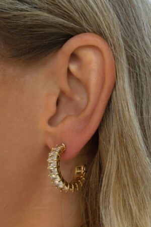 White-Chunky-Strass-Earring-Gold-1-
