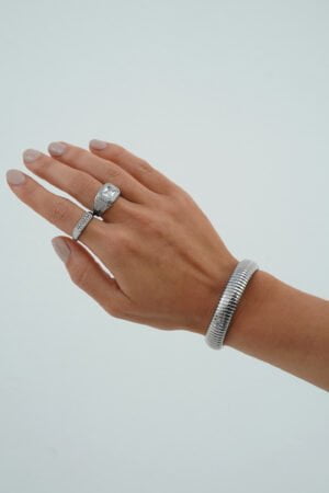 Bold-Ribbed-Bracelet-Silver (2)