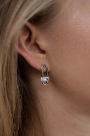 Oval-Strass-Earrings-Silver