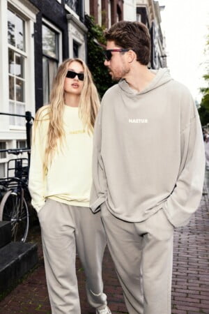 Hoodie-Taupe-Ecom-1-min