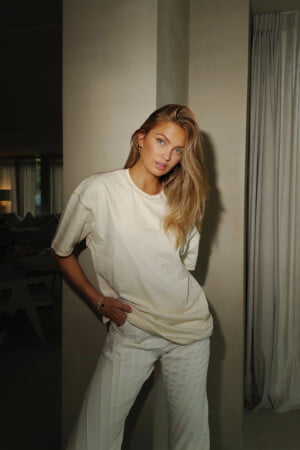 Oversized-Tee-Ecru-Front-1