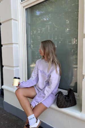 Oversized-Sweater-Lilac-3-min